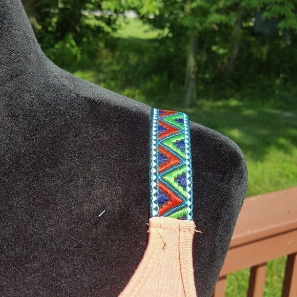 Hiistandd Women's Comfy Casual Sleeveless V Neck Twist Knotted Tank Top Shirt, - Picture 5 of 12